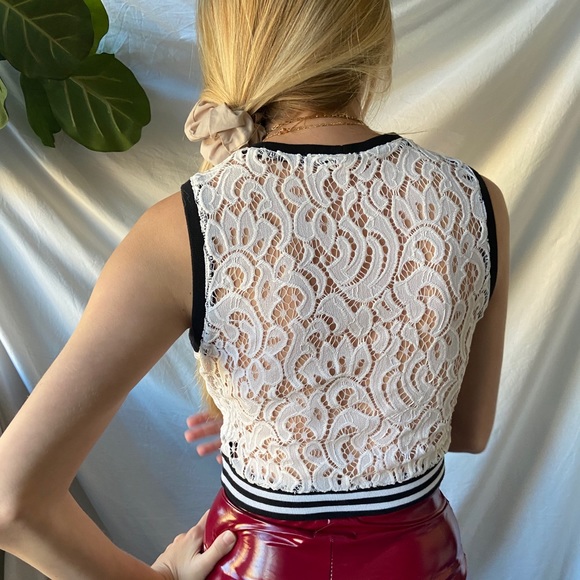 Guess Top - Picture 4 of 4